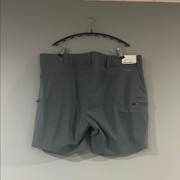 Eddie Bauer Women's Gray Cargo Shorts Size 18W - Picture 8 of 8